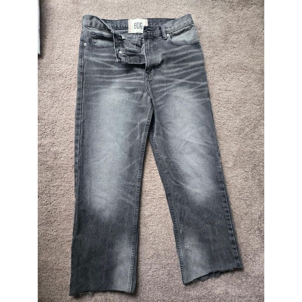 BDG Skate Fit Jeans. Preowned. Size 29/30. No back label, raw hem.